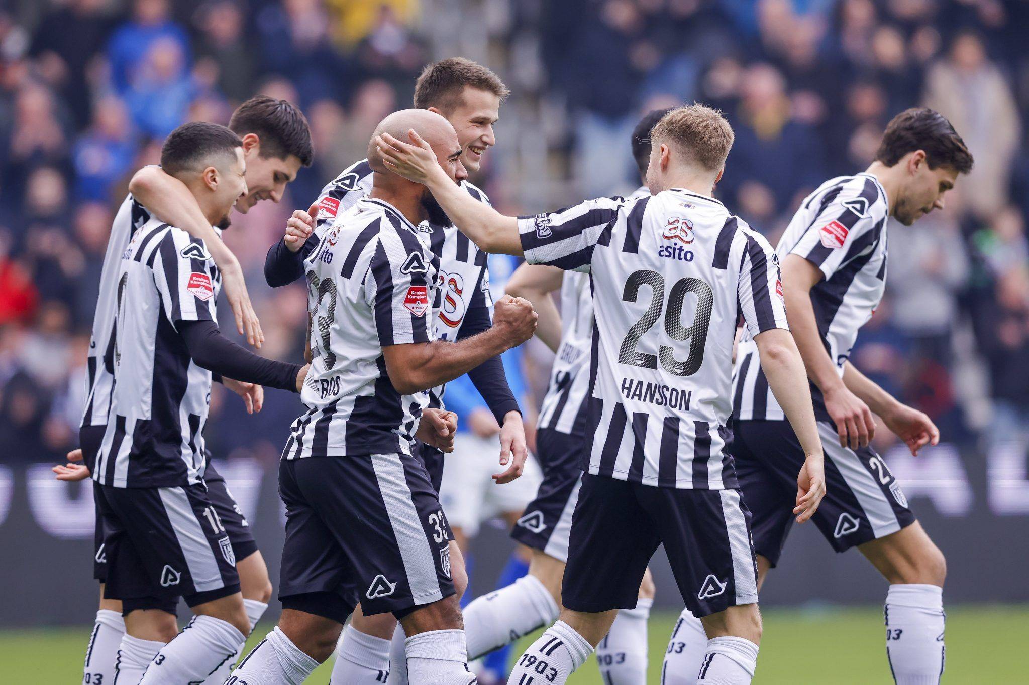 开元体育官方网站-赛前突围战来临，布鲁克林篮网围绕荷甲战术微调，质疑声仍在，资深球员宣示担当的简单介绍